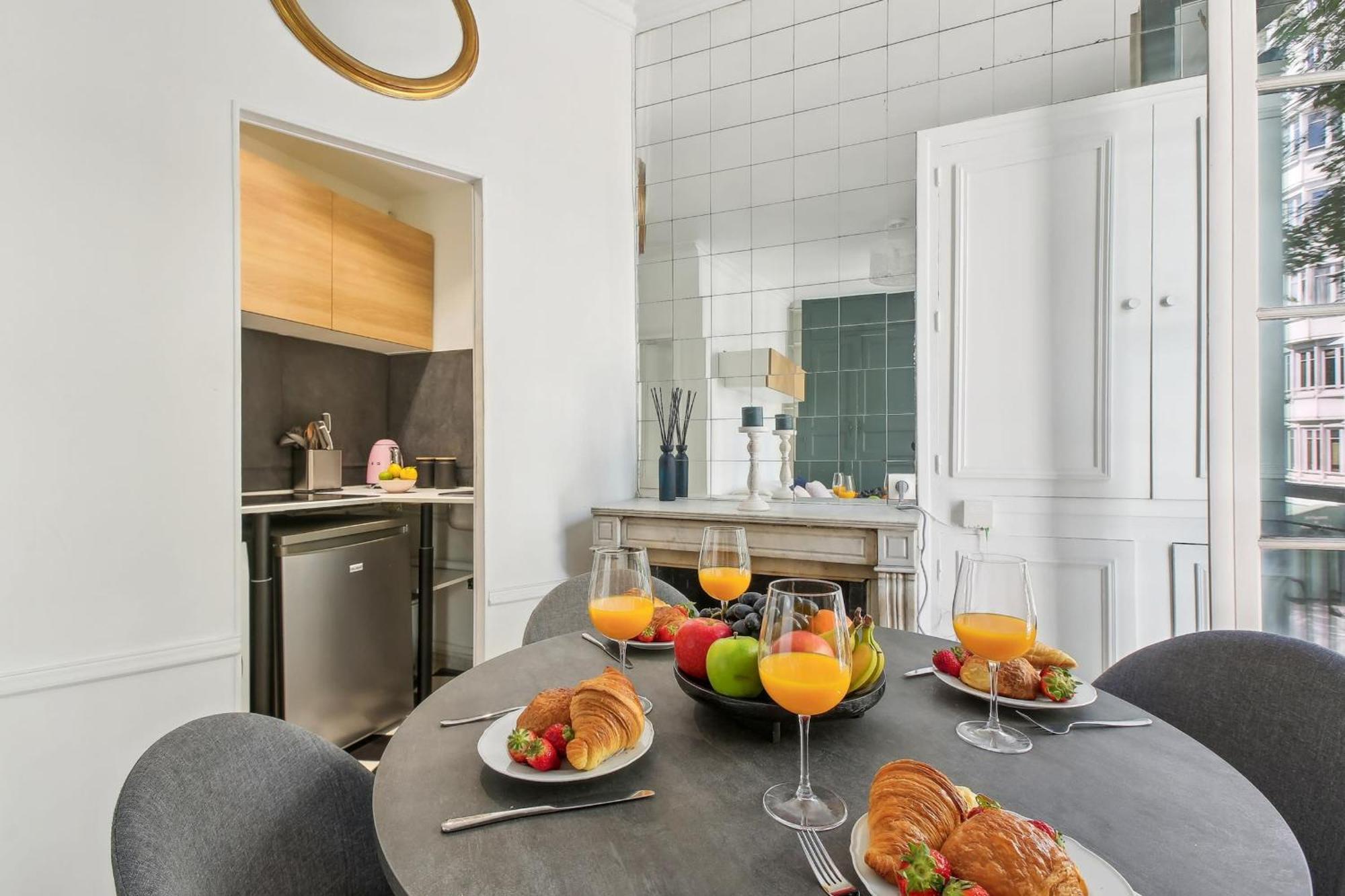 Le Marais 1Br Cozy Apartment Париж Екстериор снимка